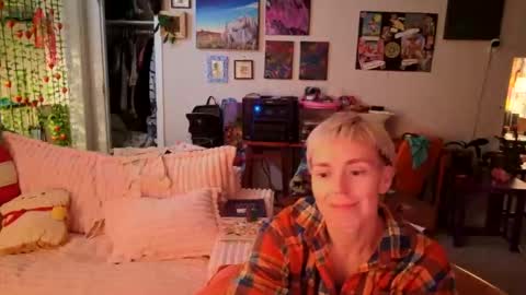 ejrabloom online show from March 25, 4:07 am