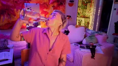 ejrabloom online show from March 27, 8:26 am