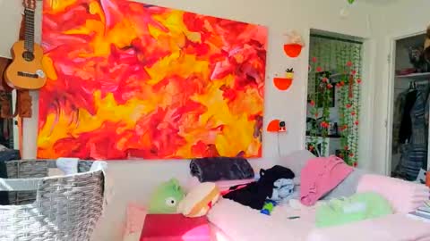 ejrabloom online show from March 28, 8:19 pm