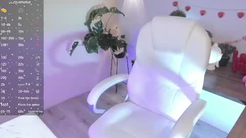 ELA online show from July 10, 11:29 pm