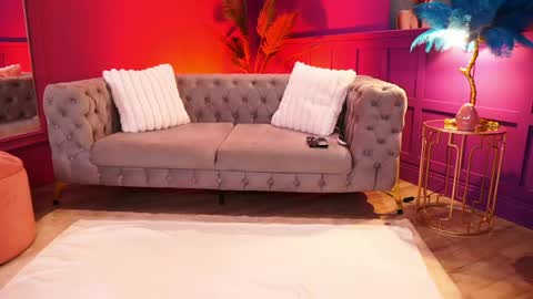 Ella online show from June 3, 4:59 am