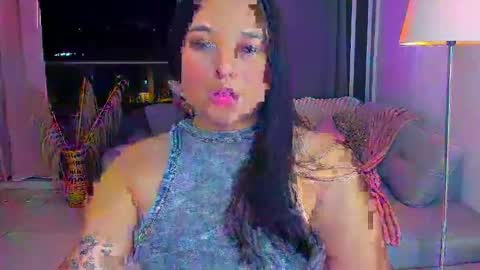 Snapshot of elaine_summer chatting on April 8, 4:56 am Elaine Summer online show from April 8, 4:56 am