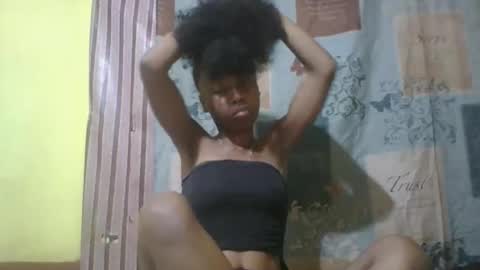 Snapshot of elalia1234 chatting on October 13, 8:20 pm elalia1234 online show from October 13, 8:20 pm