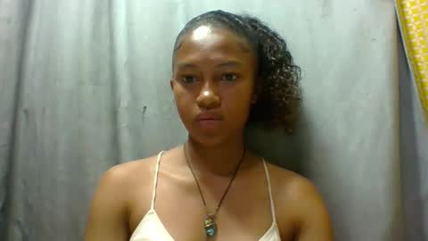 elaliealdy online show from November 2, 6:38 am