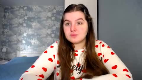 Elanis online show from February 4, 10:54 am