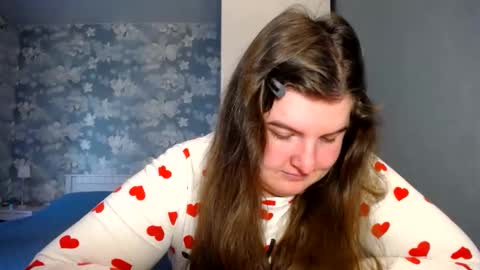 Elanis online show from February 20, 1:30 pm