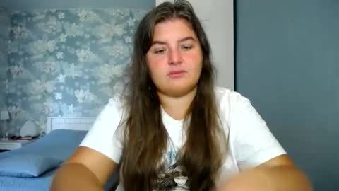 Elanis online show from September 19, 9:00 am