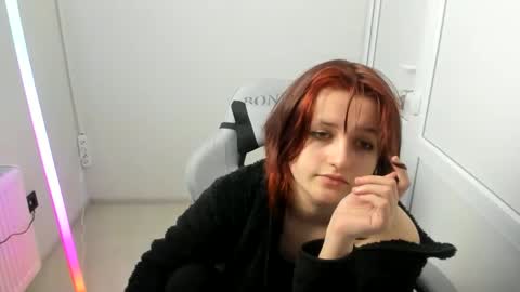 Evie online show from April 30, 9:26 am