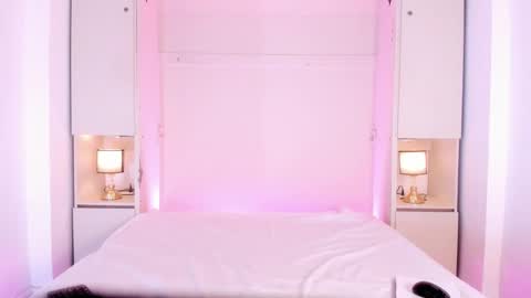 elarey_ online show from February 24, 12:25 pm