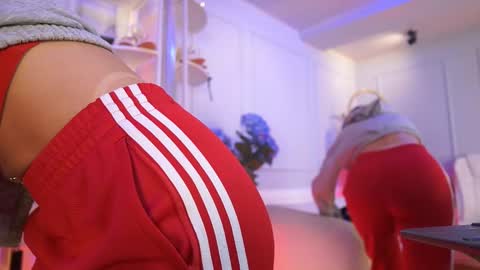 Elasummeer online show from March 7, 12:02 pm