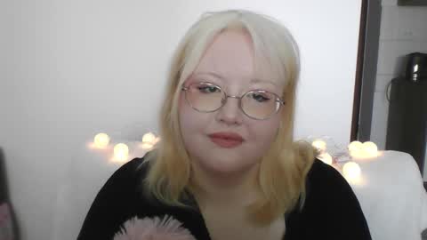 elayne_sweet online show from March 23, 8:07 am