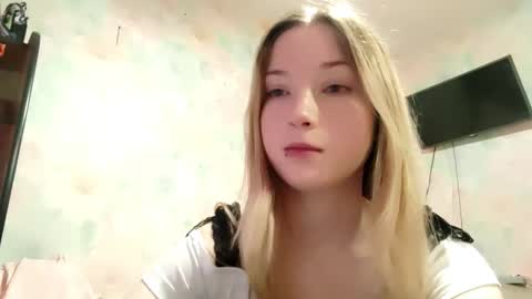 MIa online show from March 19, 8:29 am