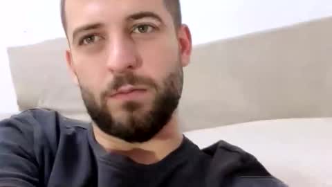 elchapoguzman95 online show from November 25, 7:41 am