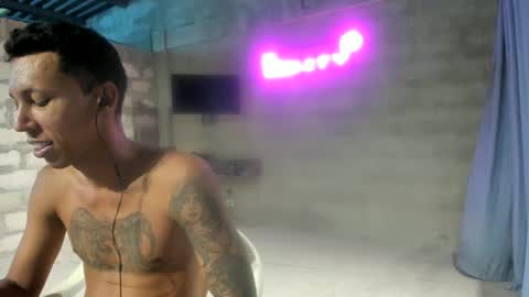 El CHICLE TV - SHOW online show from December 19, 2:56 am