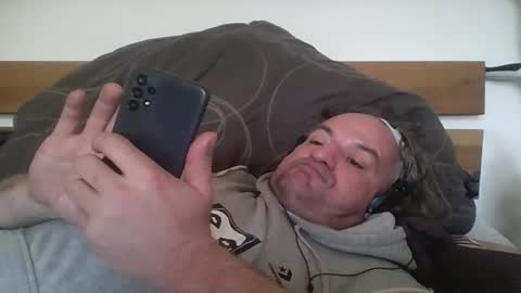 elcretinmo online show from April 26, 4:48 pm