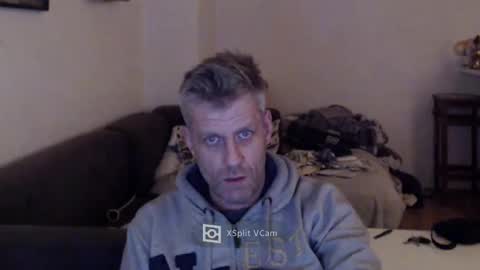 Snapshot of elculiador2207 chatting on December 3, 6:06 pm Timm online show from December 3, 6:06 pm