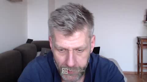 Snapshot of elculiador2207 chatting on February 9, 7:05 am Timm online show from February 9, 7:05 am