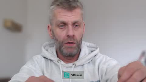 Snapshot of elculiador2207 chatting on October 25, 11:40 am Timm online show from October 25, 11:40 am