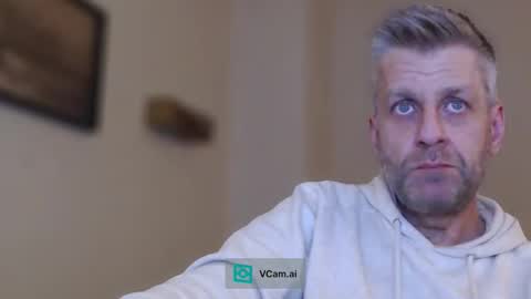 Snapshot of elculiador2207 chatting on November 2, 10:34 pm Timm online show from November 2, 10:34 pm