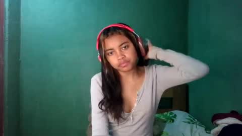 Snapshot of eldie69 chatting on July 7, 6:58 am eldie69 online show from July 7, 6:58 am