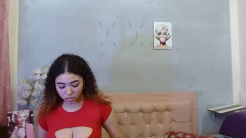eleanor_rouillard online show from June 16, 4:42 pm