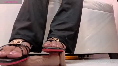 Snapshot of electra_wild_tp chatting on December 16, 8:58 pm electra_wild_tp online show from December 16, 8:58 pm