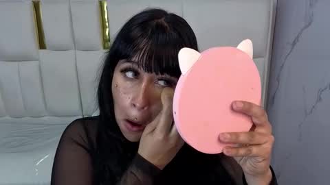 Snapshot of electra_wild_tp chatting on December 17, 7:31 pm electra_wild_tp online show from December 17, 7:31 pm