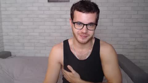 Alex online show from October 10, 7:46 pm