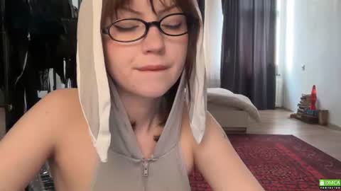 Snapshot of electric_woman chatting on July 14, 2:12 pm Aleksa online show from July 14, 2:12 pm