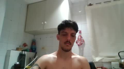 Snapshot of electrodreams chatting on October 18, 1:19 am electrodreams online show from October 18, 1:19 am