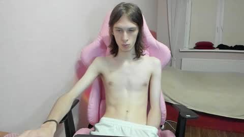 eleganc3 online show from October 29, 8:10 pm