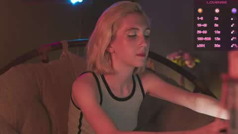 Elen  online show from May 17, 6:11 am