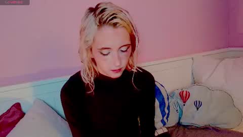 Elen  online show from July 19, 5:33 am