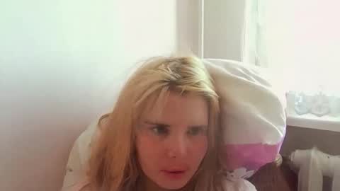 Elena online show from March 18, 2:53 pm