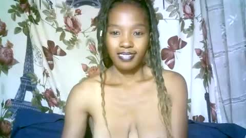 elenah013 online show from December 18, 6:10 am