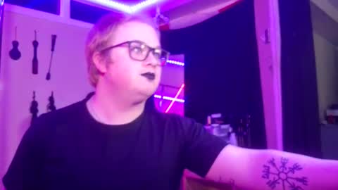 Snapshot of elenakryshenko chatting on September 17, 4:08 pm Elena Kryshenko online show from September 17, 4:08 pm