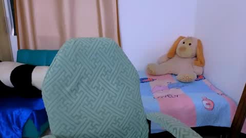 agnes online show from September 18, 6:32 pm