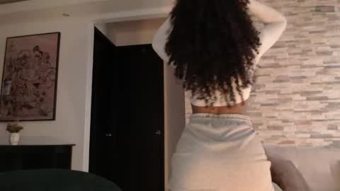 Elenna online show from December 6, 8:18 pm