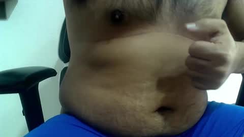 Snapshot of eleroy chatting on November 7, 7:58 pm Wife is on the other room online show from November 7, 7:58 pm