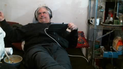 Snapshot of eleventhphoenix chatting on January 18, 6:56 am TheEleventhPhoenix online show from January 18, 6:56 am