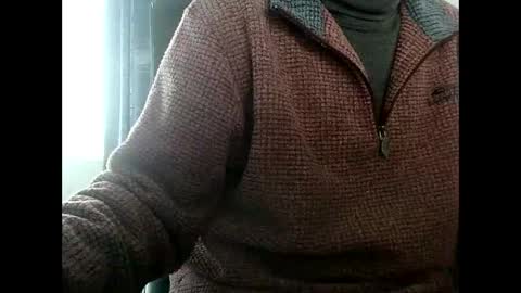 Snapshot of elfyonee chatting on December 13, 9:35 am elfyonee online show from December 13, 9:35 am