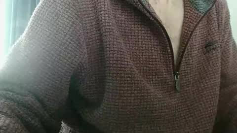 Snapshot of elfyonee chatting on February 8, 12:06 pm elfyonee online show from February 8, 12:06 pm