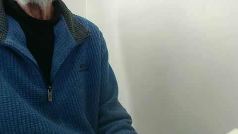 Snapshot of elfyonee chatting on October 17, 12:52 pm elfyonee online show from October 17, 12:52 pm