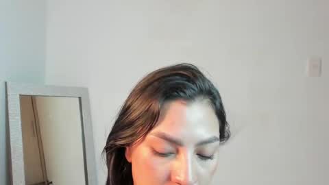 Elizabeth online show from March 12, 11:01 pm