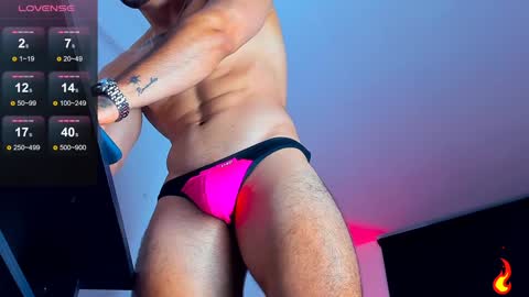 Snapshot of eliam_topson chatting on December 9, 10:22 am eliam_topson online show from December 9, 10:22 am