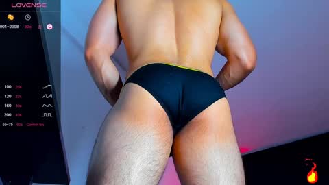 Snapshot of eliam_topson chatting on December 21, 11:01 am eliam_topson online show from December 21, 11:01 am