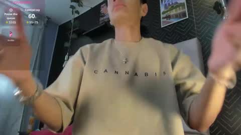 Snapshot of elian_julian chatting on January 14, 8:14 pm Elian Julian online show from January 14, 8:14 pm