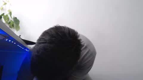 Elian online show from April 7, 7:03 pm