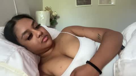 elibabyyy2 online show from May 28, 6:49 pm