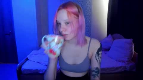 elieiza_xo online show from February 10, 9:13 am